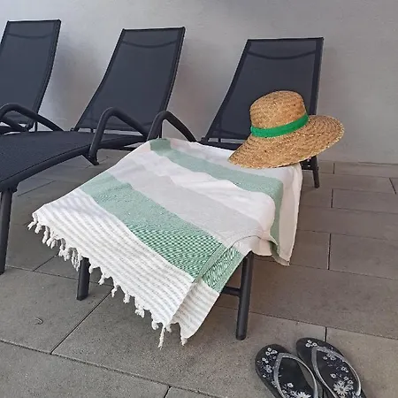Poolincluded - Apartment Nola Apartment Zadar