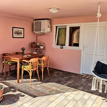 Poolincluded - Apartment Nola